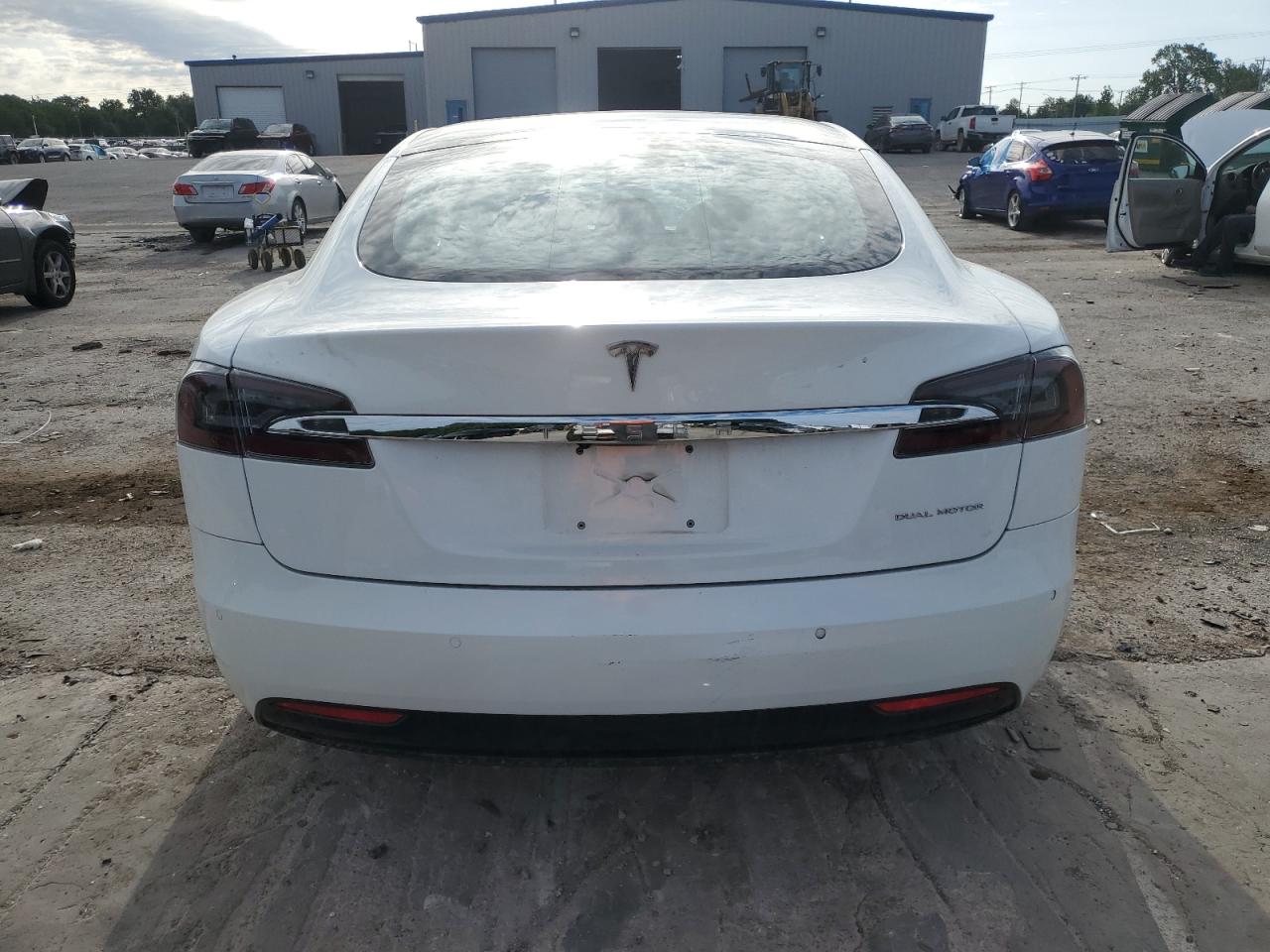 5YJSA1E26LF401239  tesla model s 2020 IMG 5