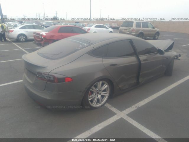 5YJSA1E42LF396476  tesla model s 2020 IMG 3