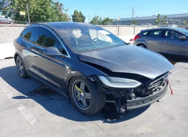 5YJXCAE23GF003427  tesla model x 2016 IMG 0