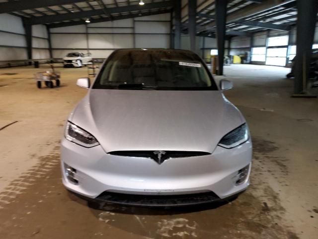 5YJXCAE24GF001721  tesla model x 2016 IMG 4