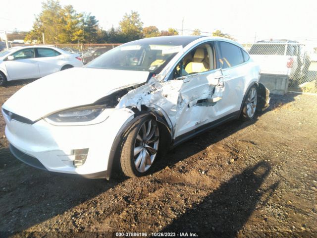 5YJXCAE27GF005228  tesla model x 2016 IMG 1