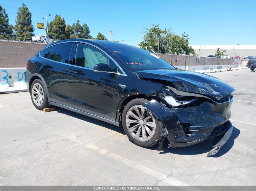 5YJXCAE27GF008257  tesla model x 2016 IMG 0