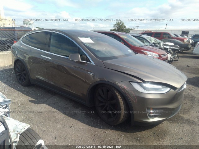 5YJXCAE28GF016495  tesla model x 2016 IMG 0