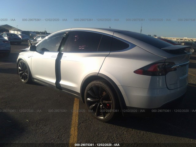 5YJXCAE44GF006581  tesla model x 2016 IMG 2