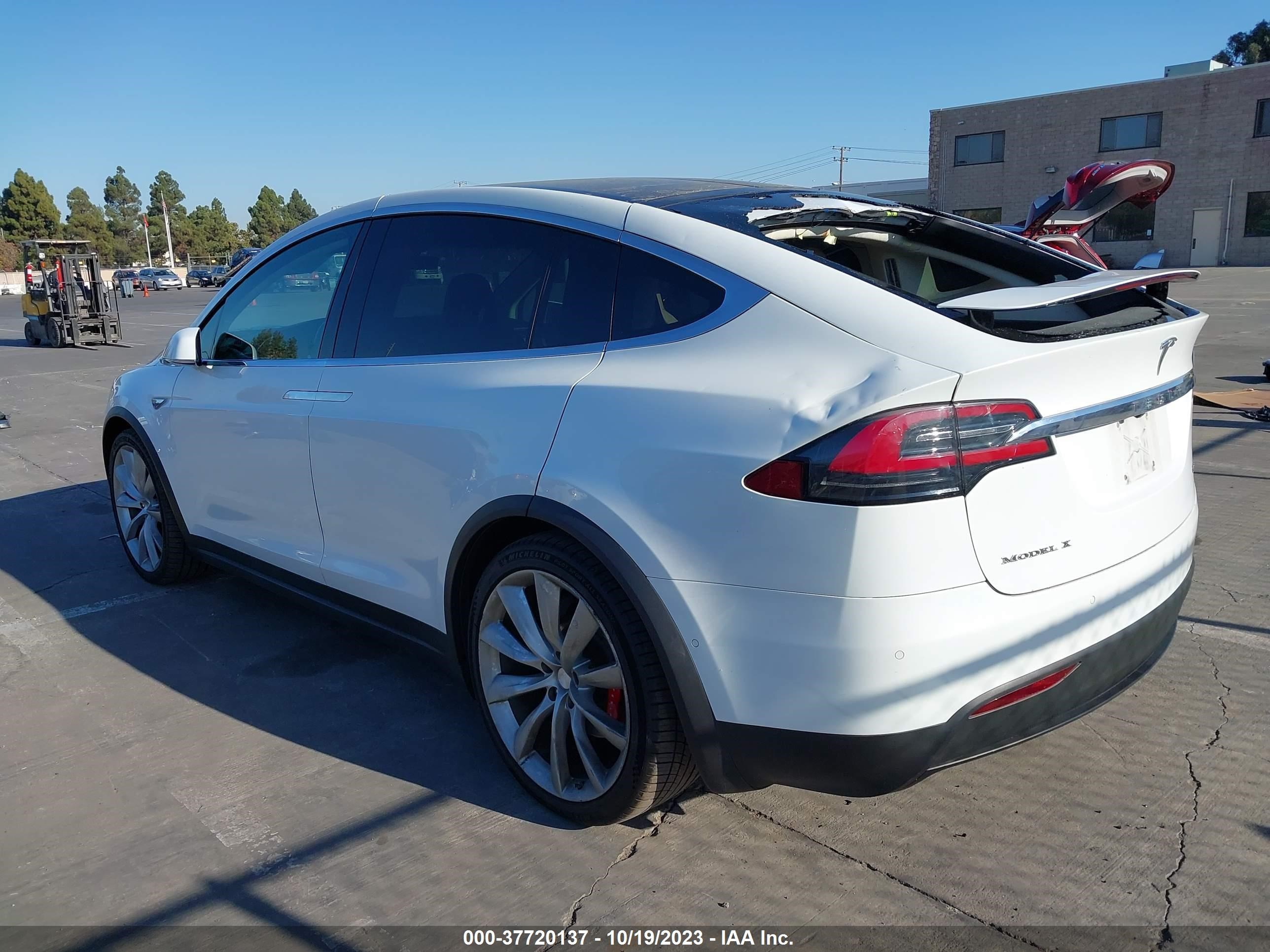 5YJXCAE49GF000906  tesla model x 2016 IMG 2