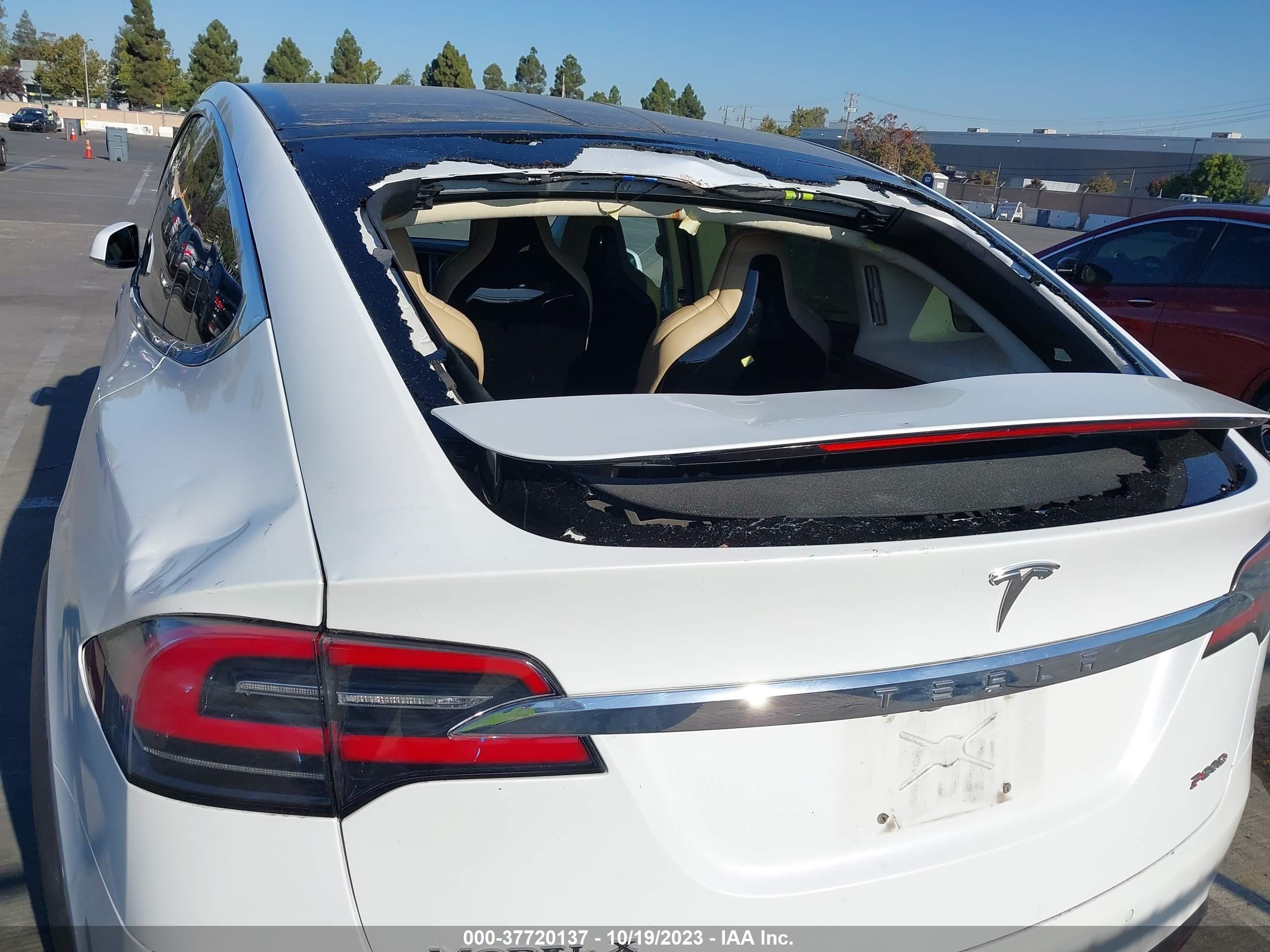 5YJXCAE49GF000906  tesla model x 2016 IMG 5