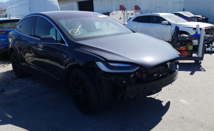 5YJXCBE20GF018988  tesla model x 2016 IMG 0