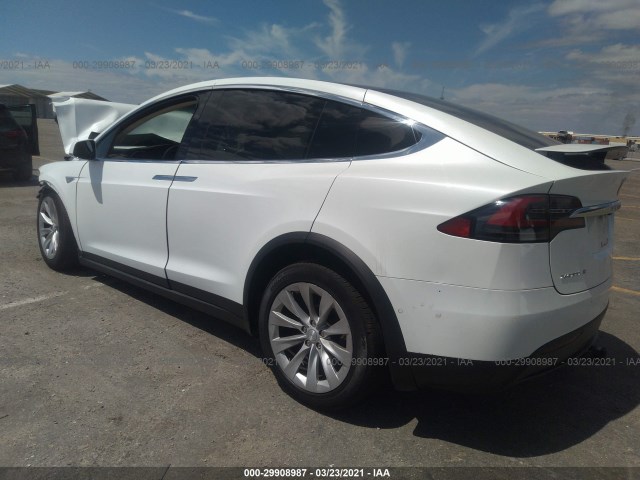 5YJXCBE23GF004289  tesla model x 2016 IMG 2