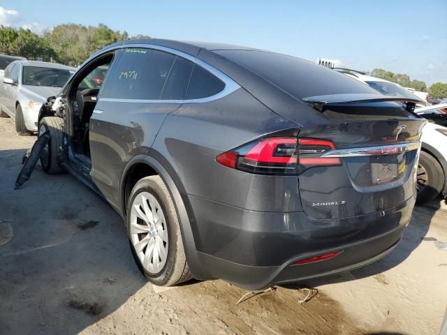 5YJXCBE25GF004200  tesla model x 2016 IMG 1