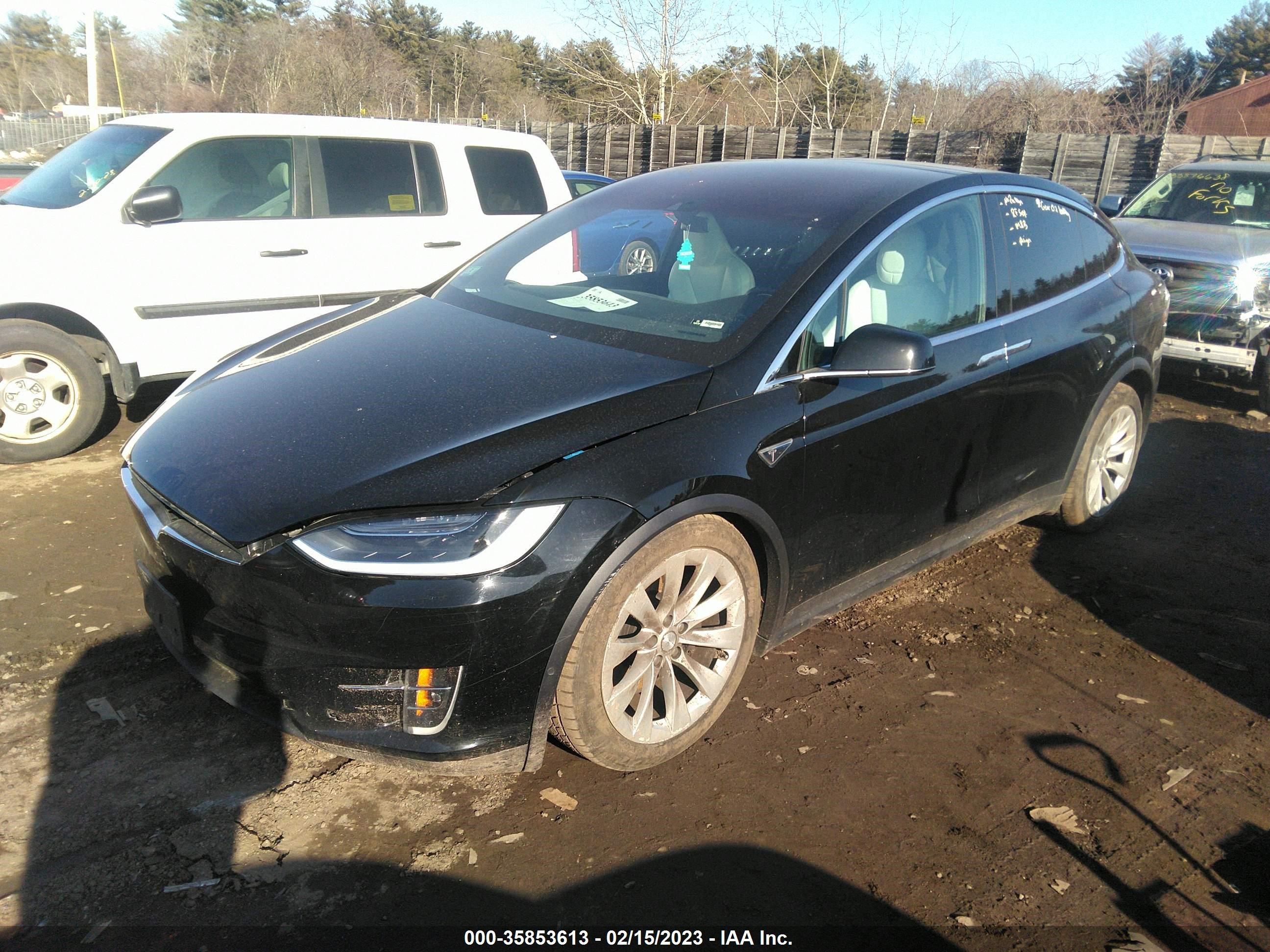 5YJXCBE25GF004715  tesla model x 2016 IMG 1