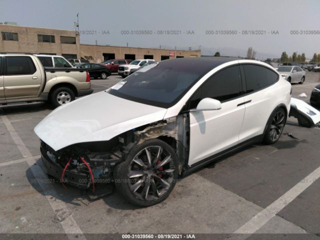 5YJXCAE4XHF066043  tesla model x 2017 IMG 1