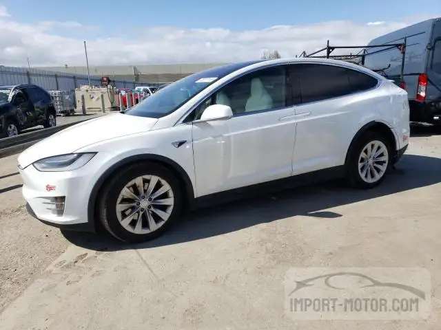 5YJXCBE20HF061342  tesla model x 2017 IMG 0