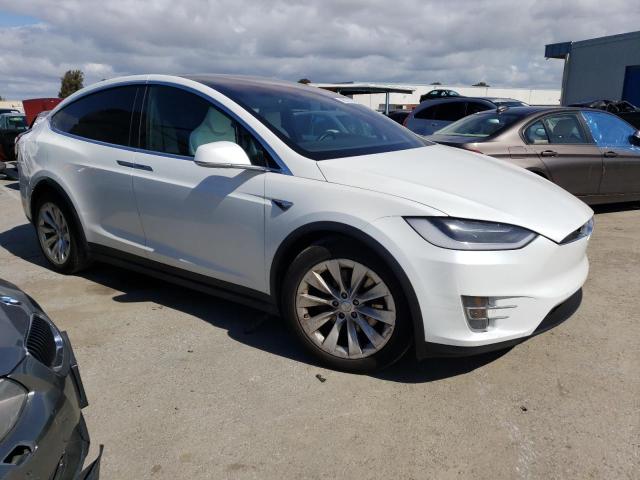 5YJXCBE20HF061342  tesla model x 2017 IMG 3