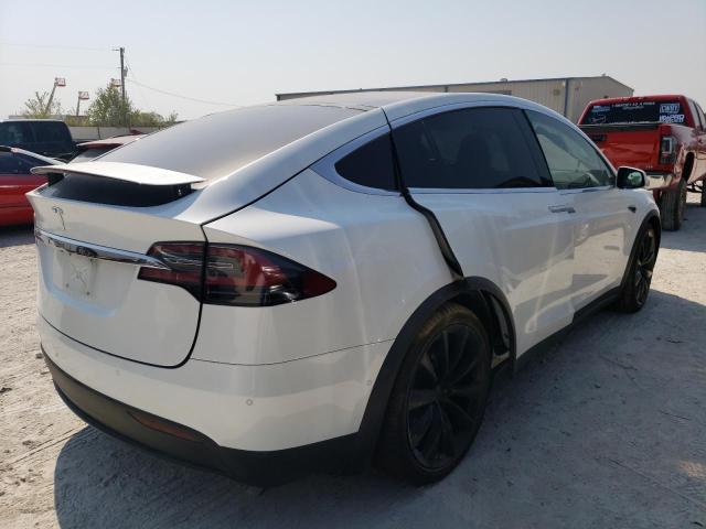 5YJXCBE25HF067055  tesla model x 2017 IMG 2