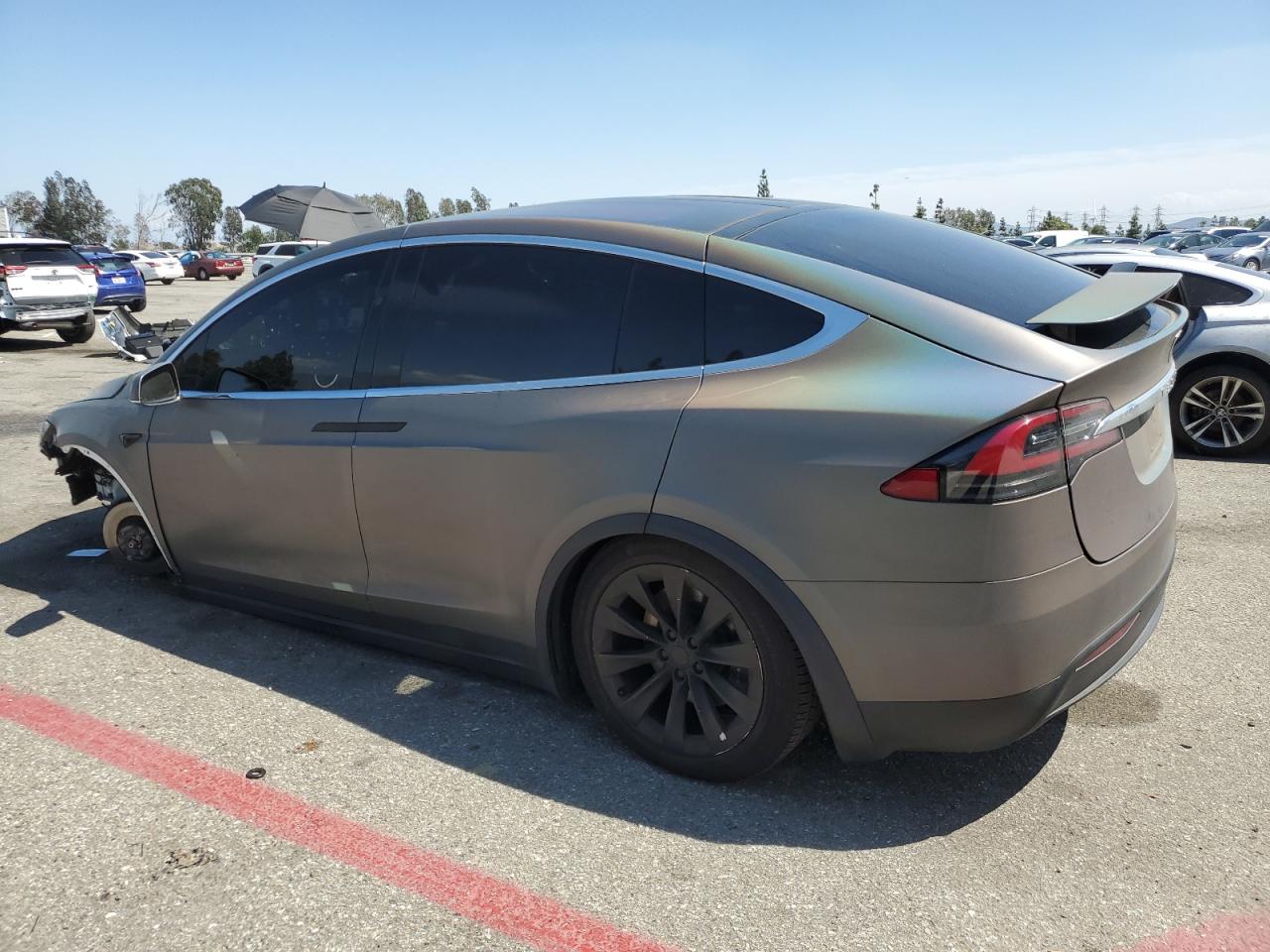 5YJXCBE29HF060688  tesla model x 2017 IMG 1