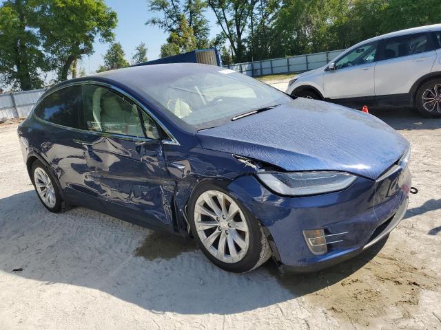 5YJXCBE2XHF079010  tesla model x 2017 IMG 3