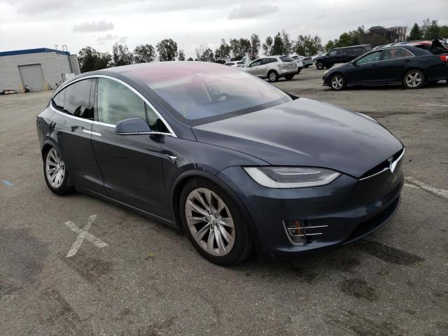 5YJXCDE25HF054060  tesla model x 2017 IMG 3