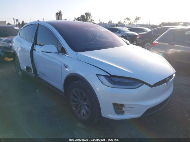 5YJXCBE20JF115857  tesla model x 2018 IMG 0