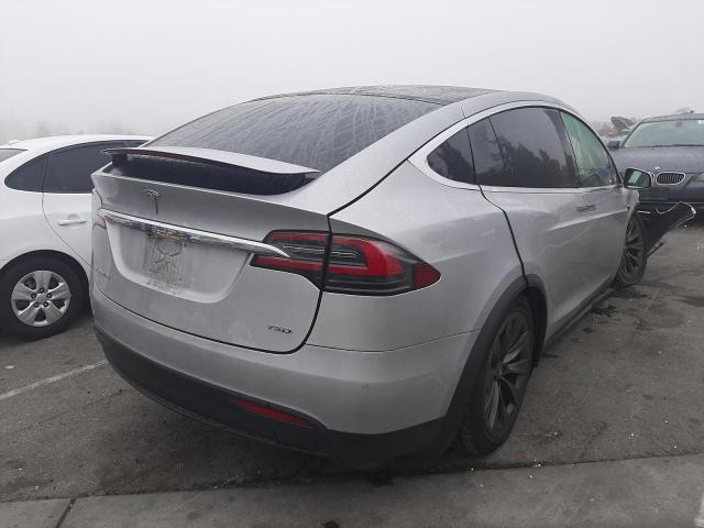 5YJXCBE20JF141231  tesla model x 2018 IMG 3