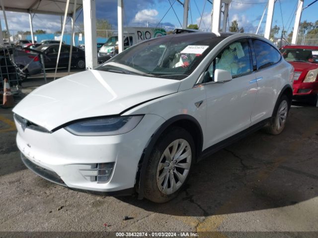 5YJXCDE21JF104507  tesla model x 2018 IMG 1