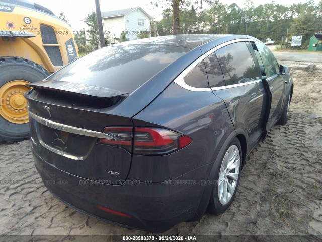 5YJXCDE23JF121597  tesla model x 2018 IMG 3