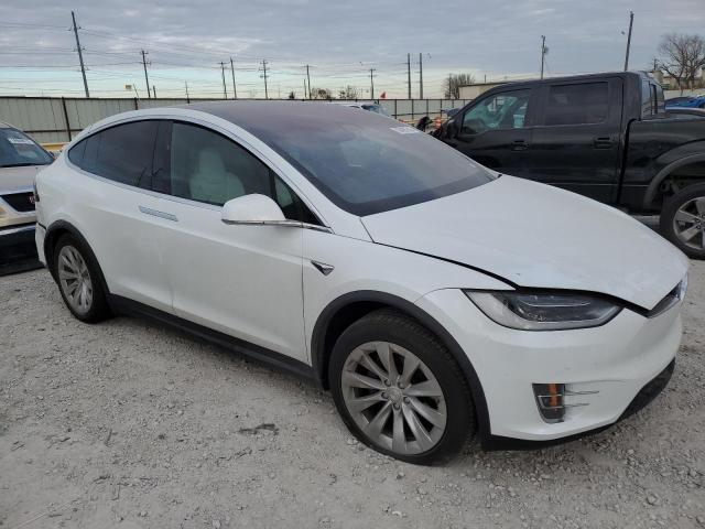 5YJXCDE26JF117463  tesla model x 2018 IMG 3