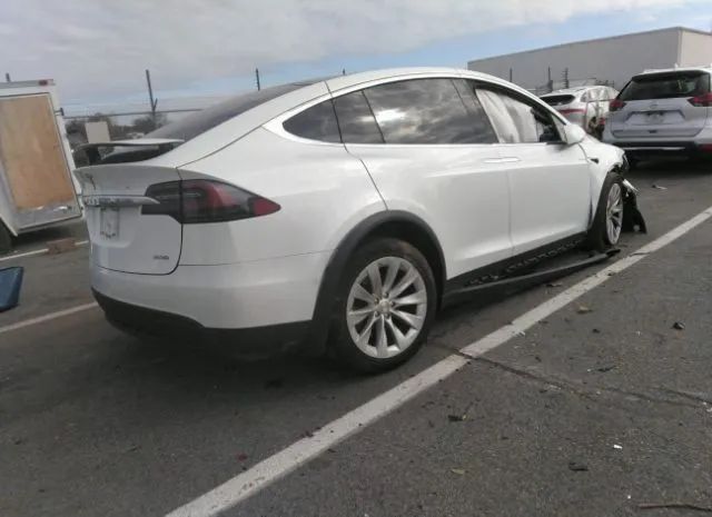 5YJXCDE27JF088295  tesla model x 2018 IMG 3