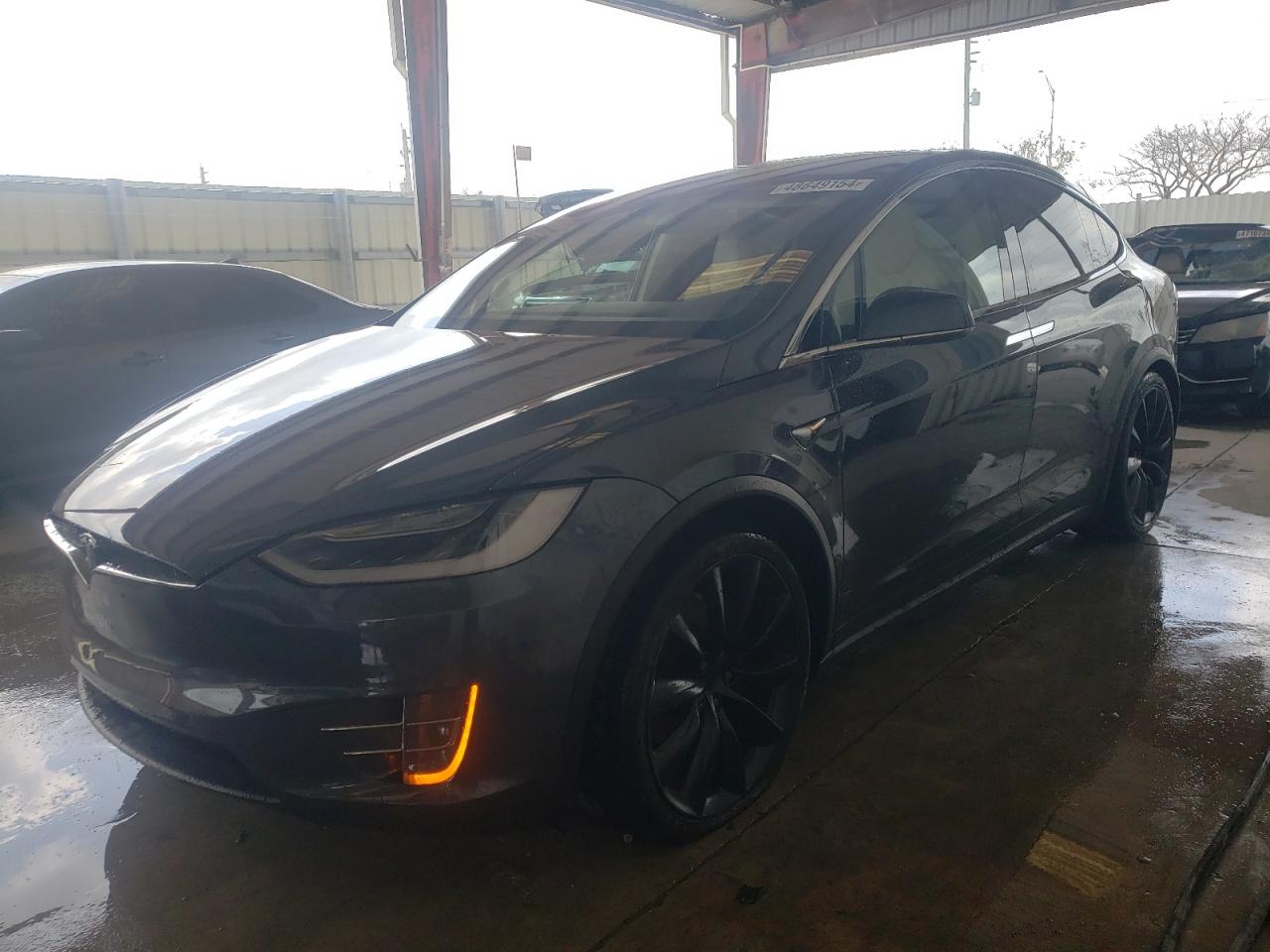 5YJXCDE27JF127466  tesla model x 2018 IMG 0