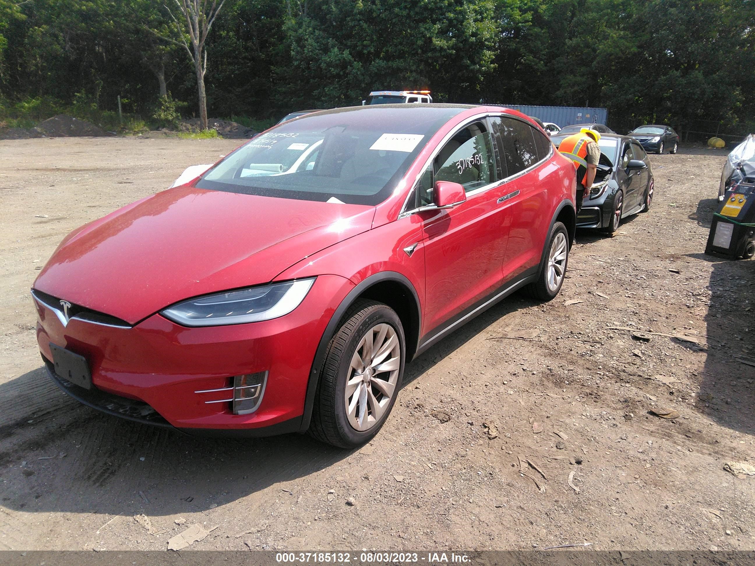 5YJXCDE28JF136662  tesla model x 2018 IMG 1