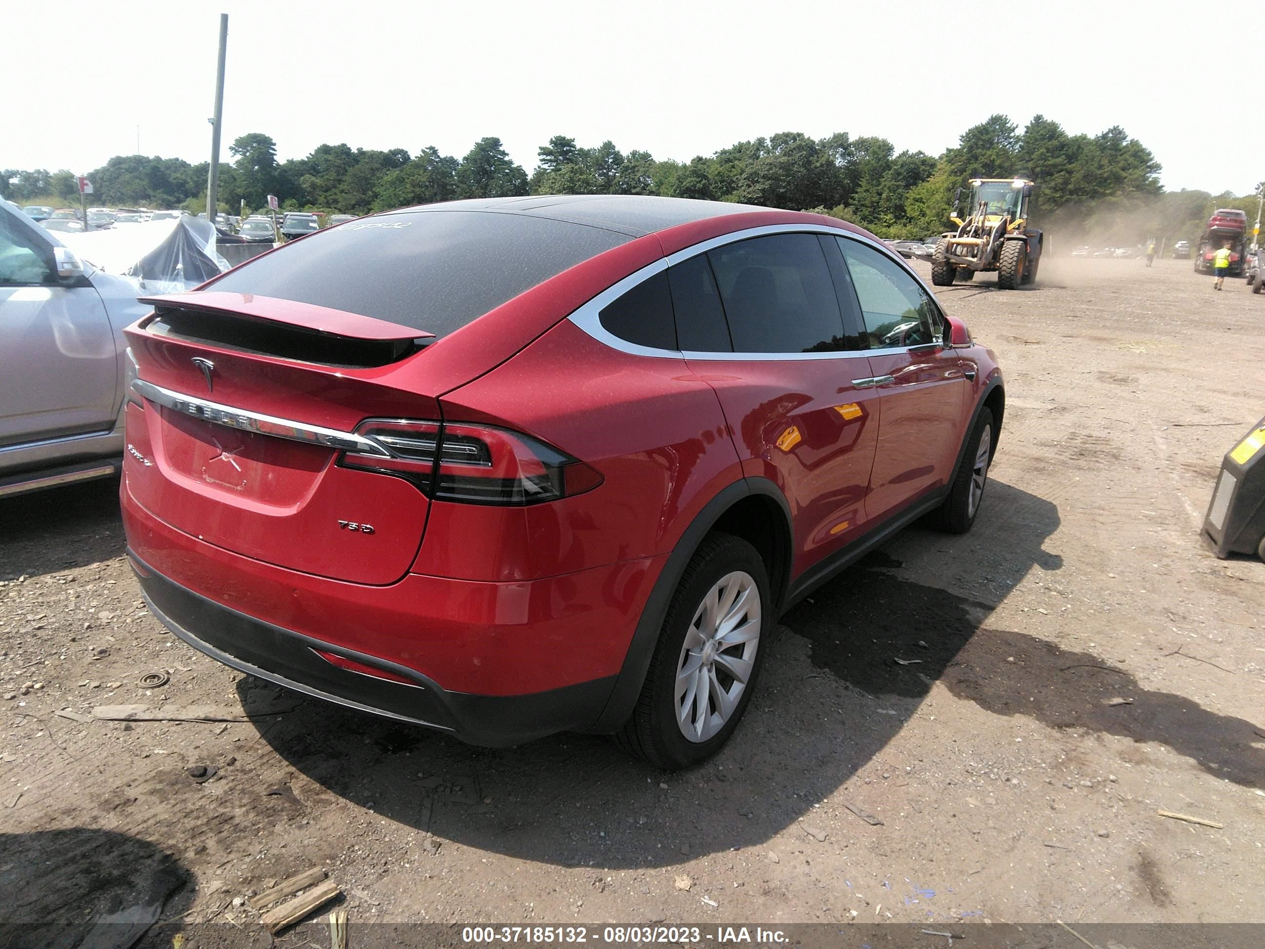 5YJXCDE28JF136662  tesla model x 2018 IMG 3