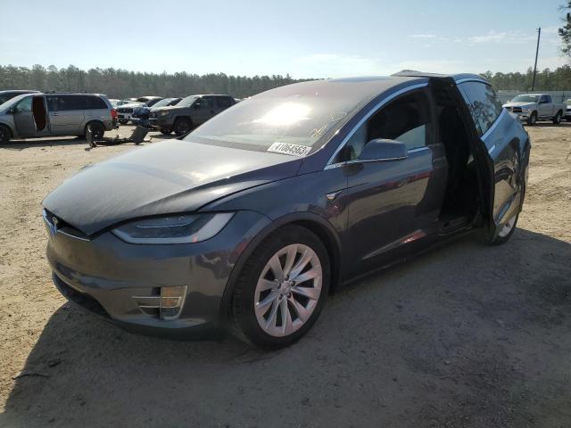 5YJXCDE28JF139383  tesla model x 2018 IMG 0