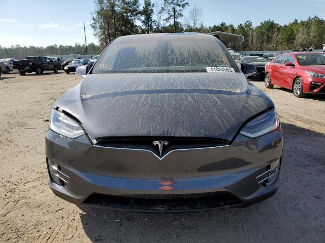 5YJXCDE28JF139383  tesla model x 2018 IMG 4