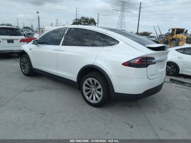 5YJXCDE2XJF088114  tesla model x 2018 IMG 2