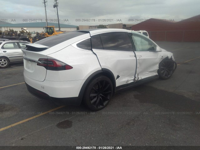 5YJXCBE26LF231308  tesla model x 2020 IMG 3