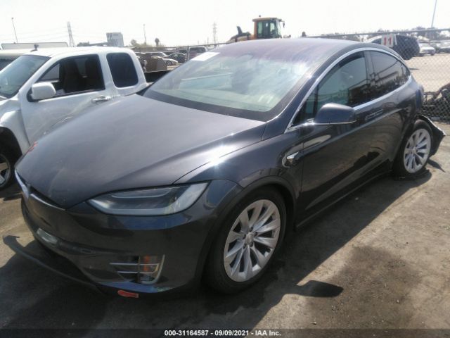 5YJXCBE2XKF196318  tesla model x 2019 IMG 1