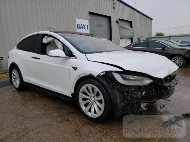 5YJXCDE25LF233191  tesla model x 2020 IMG 3