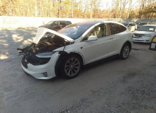 5YJXCDE28LF236702  tesla model x 2020 IMG 1