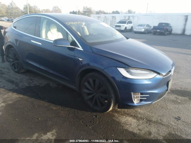 5YJXCDE2XKF151388  tesla model x 2019 IMG 0