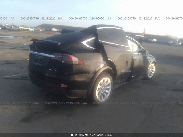 5YJXCAE25LF231035  tesla model x 2020 IMG 3