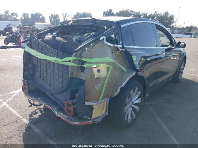 5YJXCAE28LF263929  tesla model x 2020 IMG 3