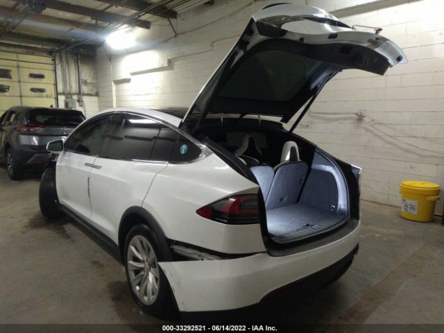 5YJXCBE26LF261747  tesla model x 2020 IMG 2