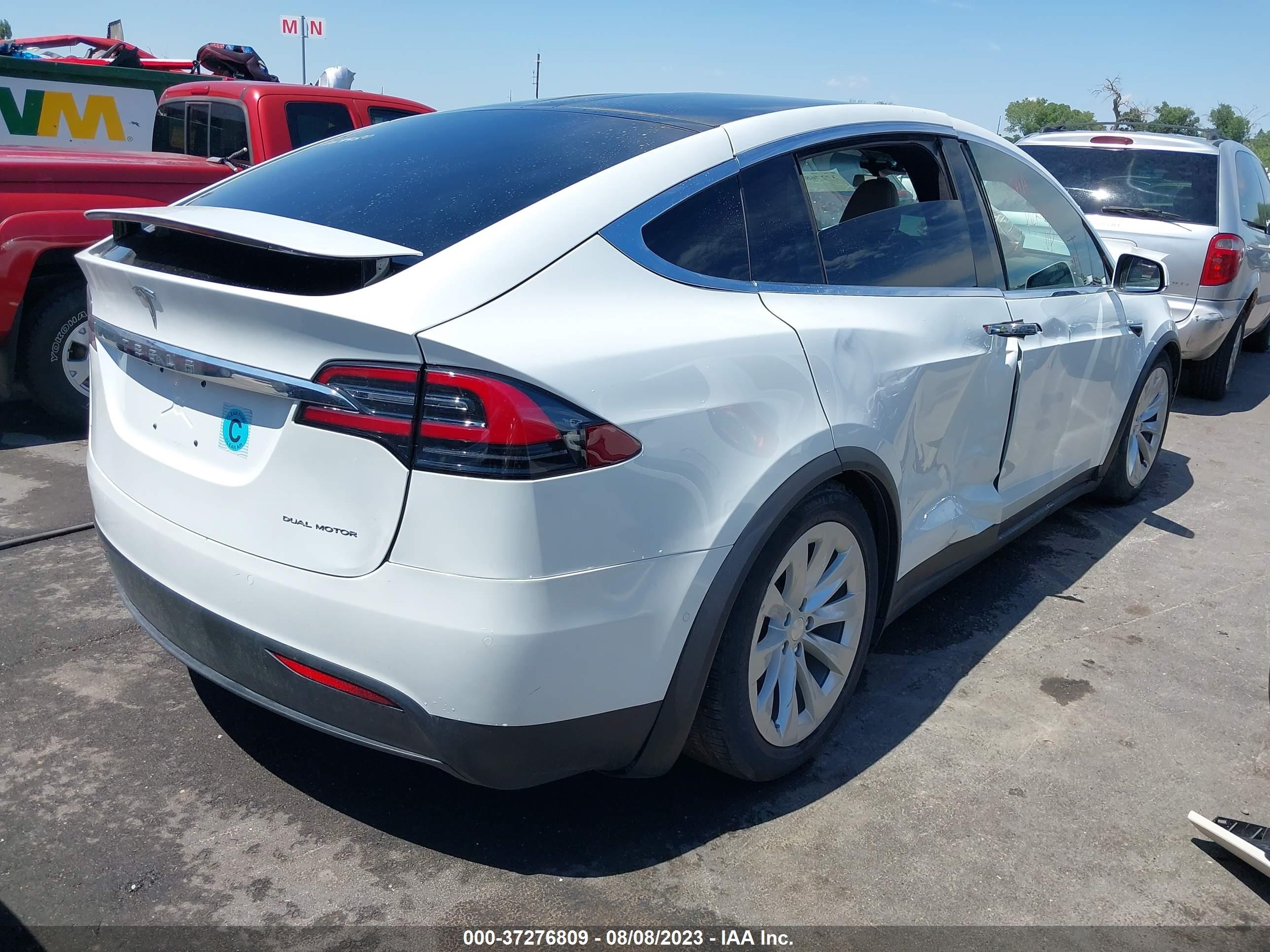 5YJXCBE29LF264450  tesla model x 2020 IMG 3