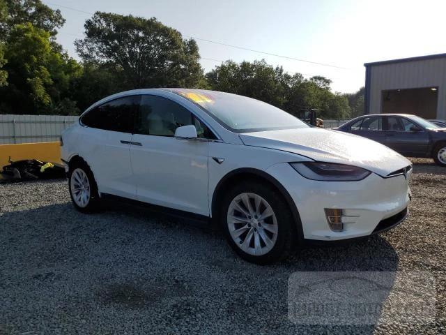 5YJXCDE23LF298685  tesla model x 2020 IMG 3