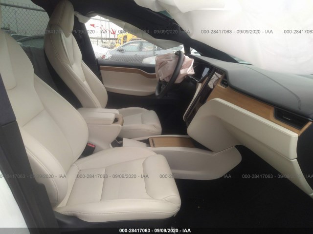 5YJXCDE26LF250128  tesla model x 2020 IMG 4