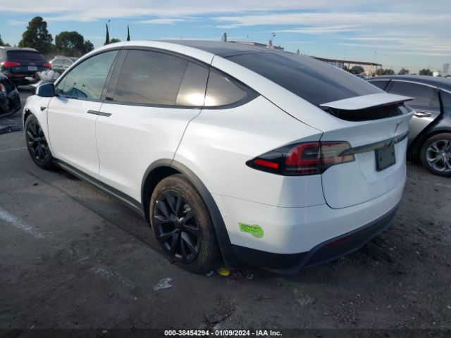 7SAXCBE50PF378890  tesla model x 2022 IMG 2