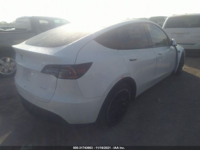 5YJYGDEE0LF012813  tesla model y 2020 IMG 3