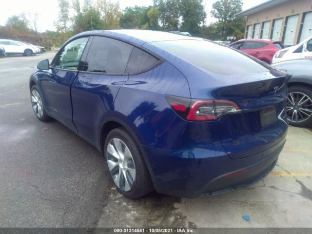 5YJYGDEE0LF026873  tesla model y 2020 IMG 2