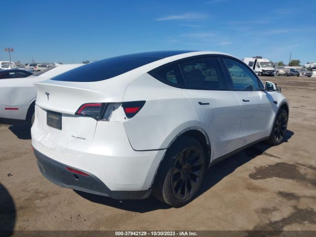 5YJYGDEE2LF056344  tesla model y 2020 IMG 3