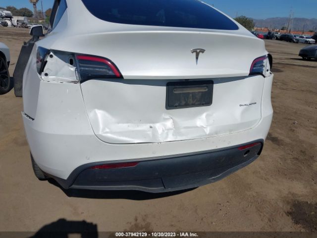 5YJYGDEE2LF056344  tesla model y 2020 IMG 5