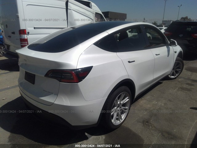 5YJYGDEE3MF066432  tesla model y 2021 IMG 3